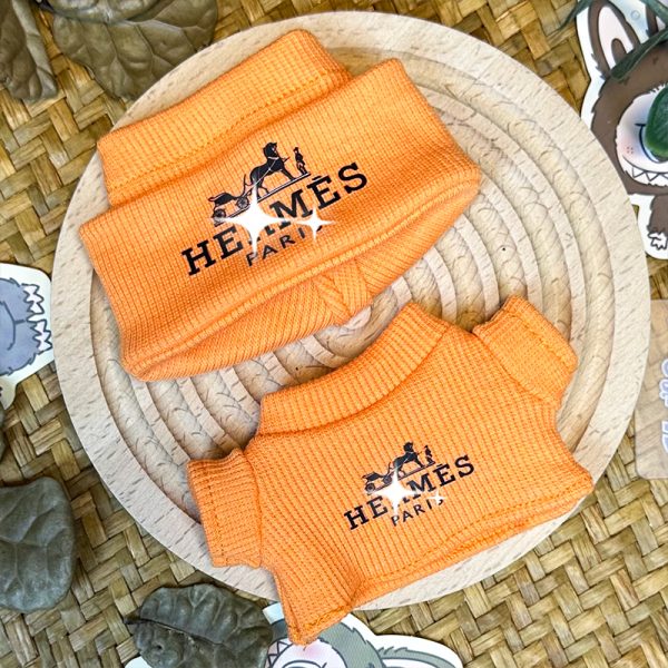 Hermès x Labubu Exclusive Collection: Elegant Knitted Hat and Sweater Set for Plush Toy - Image 3